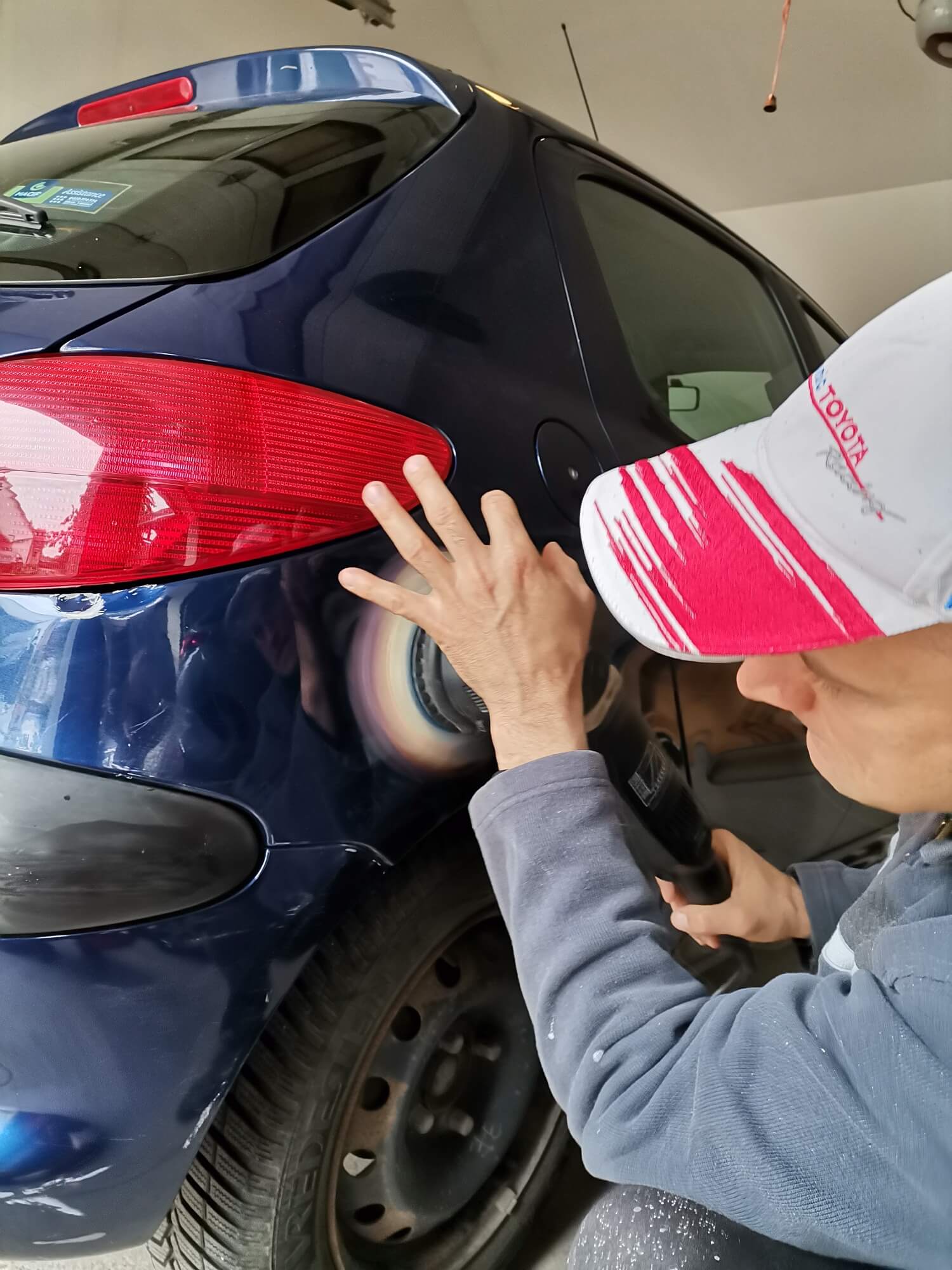 Kondorfa Car Detailing polishing